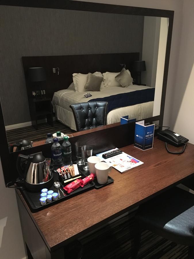 Hotel The Furness Railway Wetherspoon Barrow-in-Furness Esterno foto