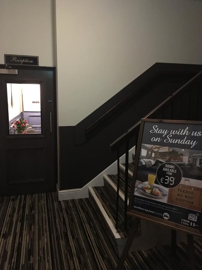 Hotel The Furness Railway Wetherspoon Barrow-in-Furness Esterno foto
