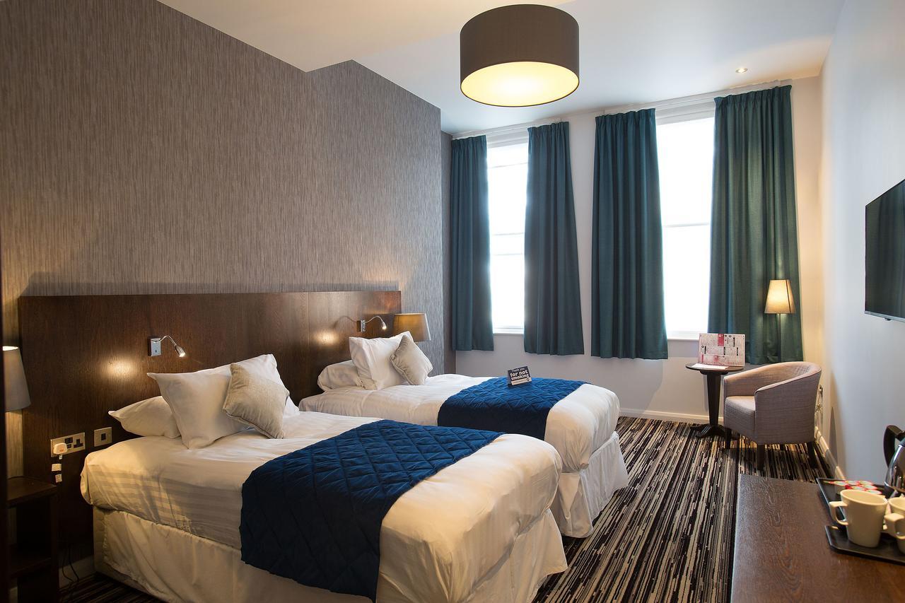 Hotel The Furness Railway Wetherspoon Barrow-in-Furness Esterno foto