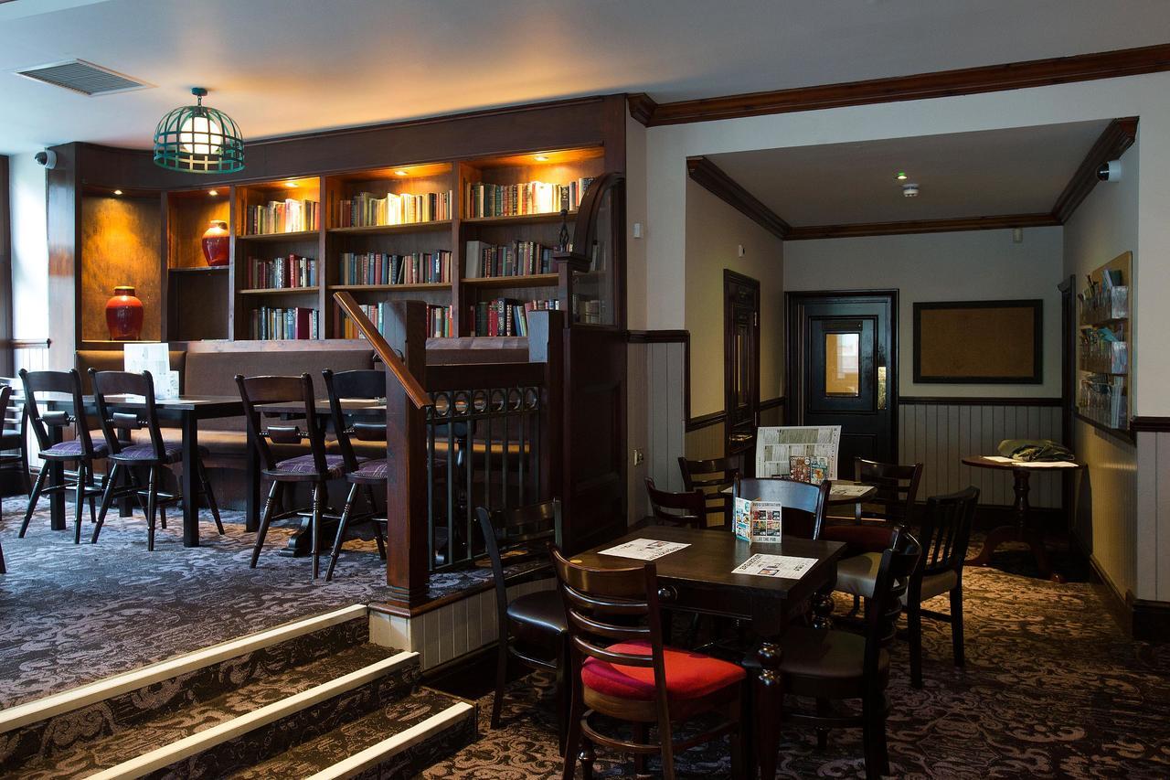 Hotel The Furness Railway Wetherspoon Barrow-in-Furness Esterno foto