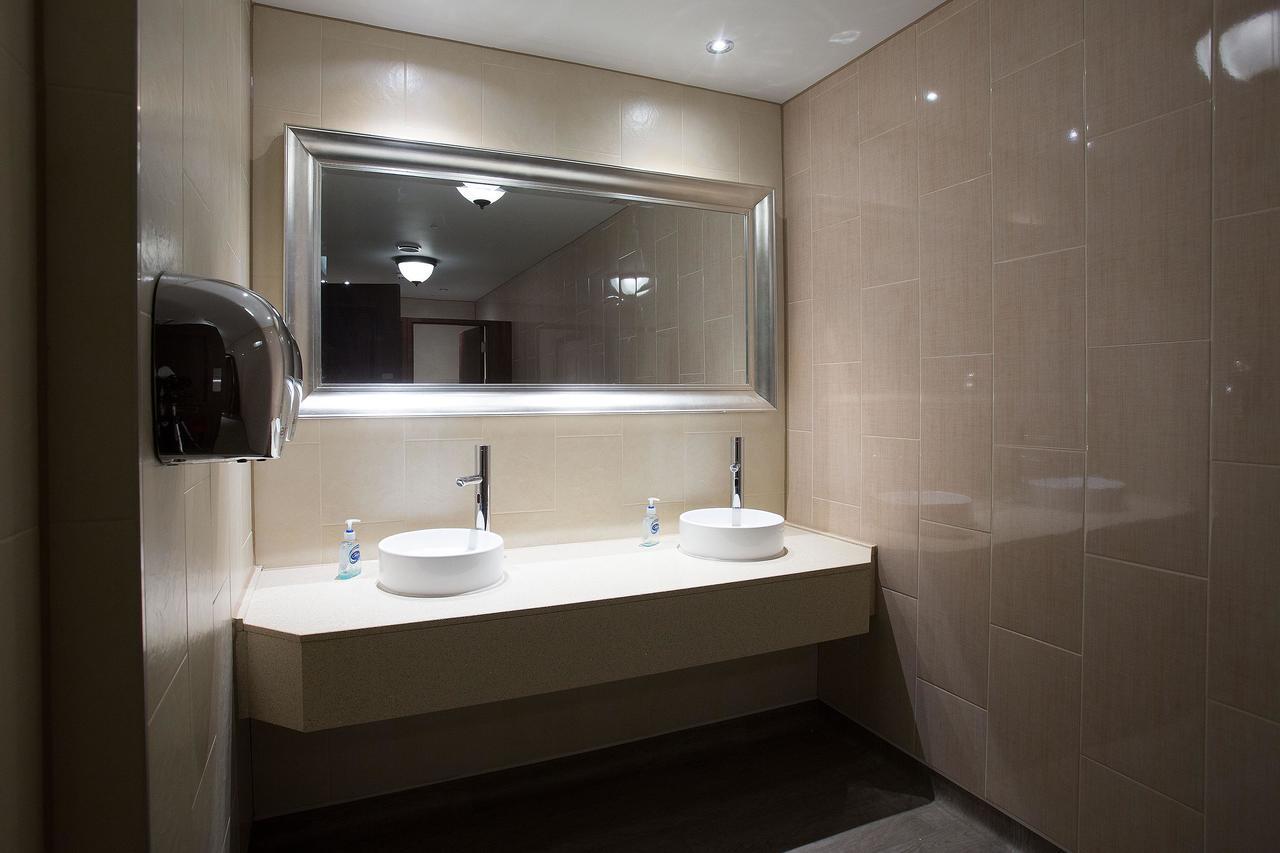 Hotel The Furness Railway Wetherspoon Barrow-in-Furness Esterno foto