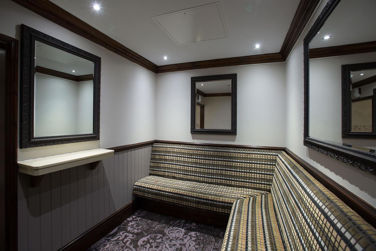 Hotel The Furness Railway Wetherspoon Barrow-in-Furness Esterno foto