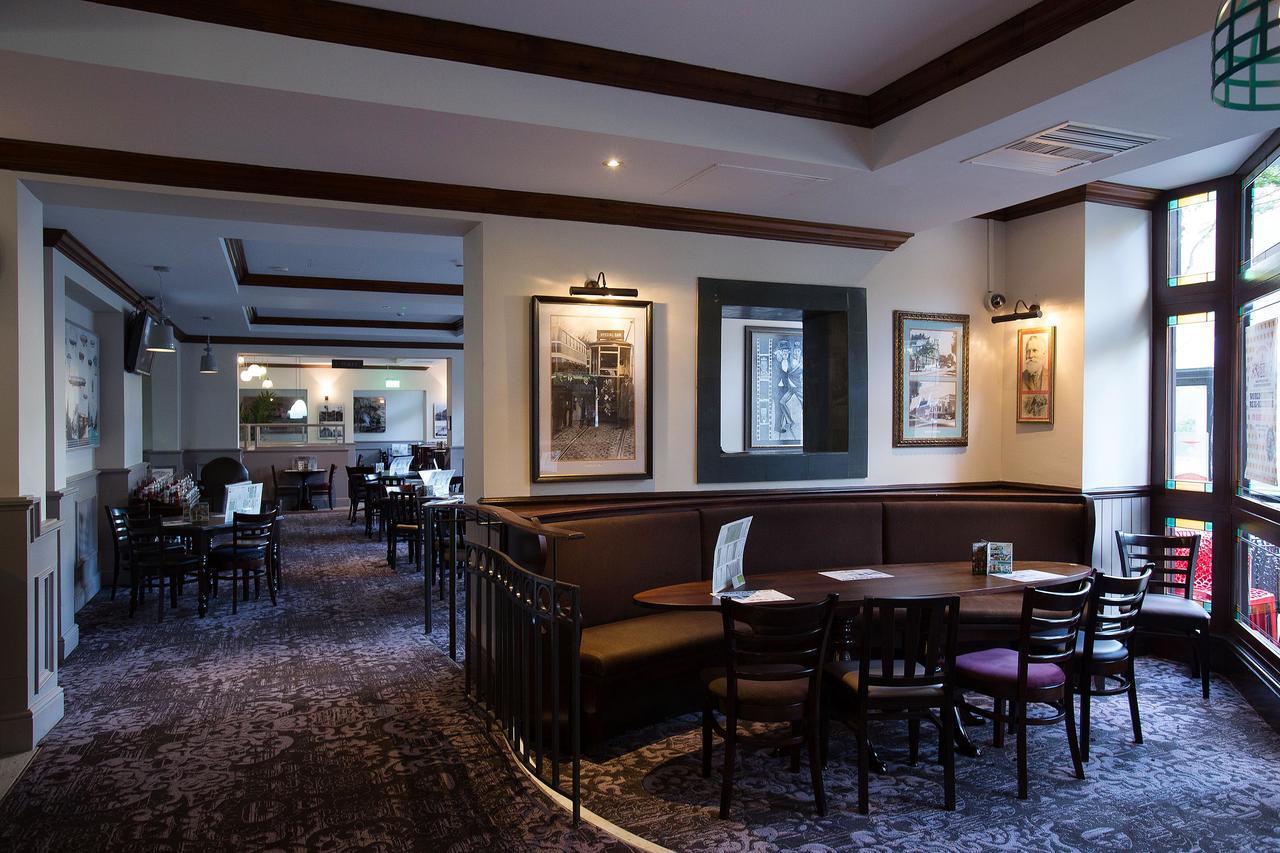Hotel The Furness Railway Wetherspoon Barrow-in-Furness Esterno foto