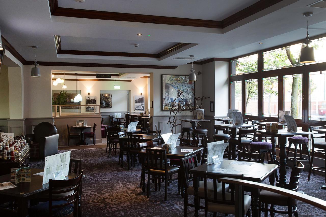 Hotel The Furness Railway Wetherspoon Barrow-in-Furness Esterno foto