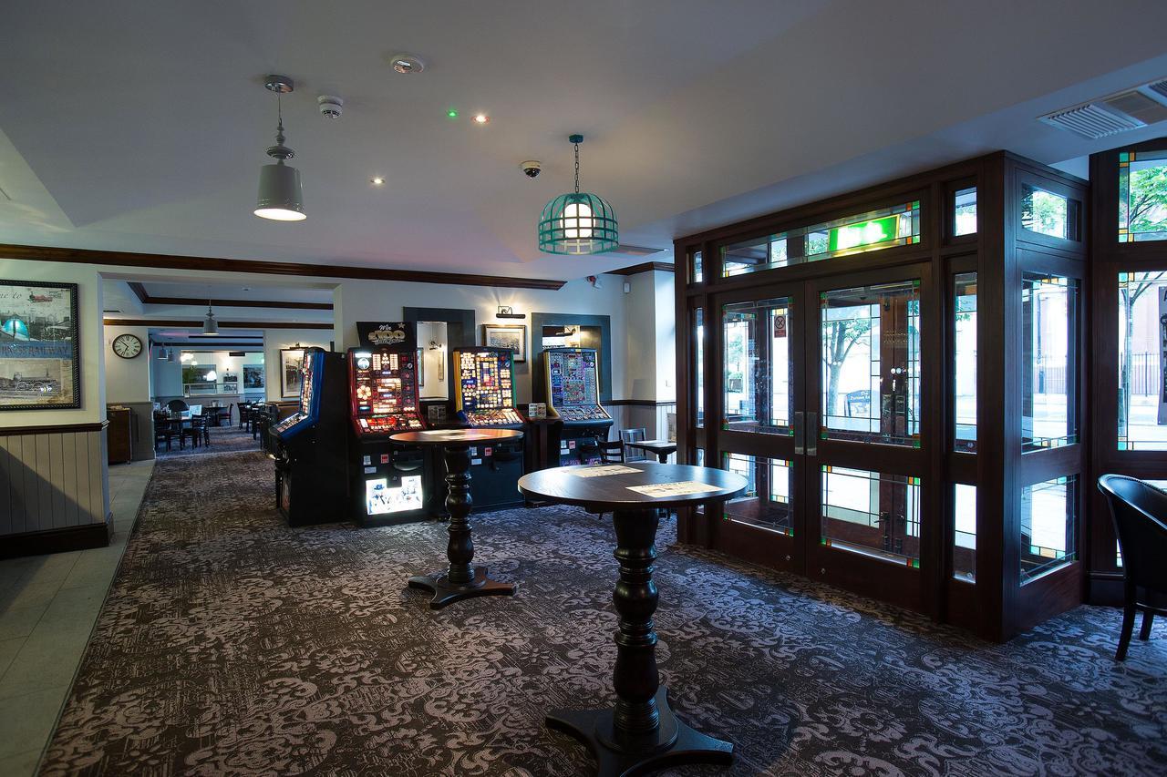 Hotel The Furness Railway Wetherspoon Barrow-in-Furness Esterno foto